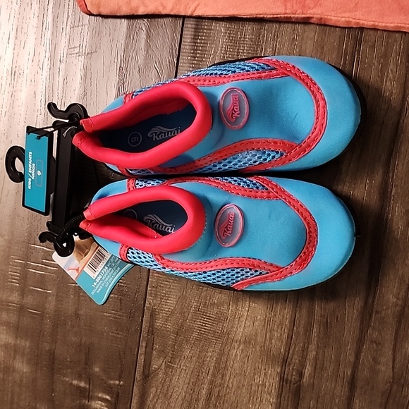 *4 Year Old Summer Lot* - Picture 2 of 11